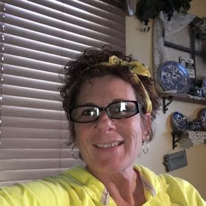 Meet your Posher, Tina